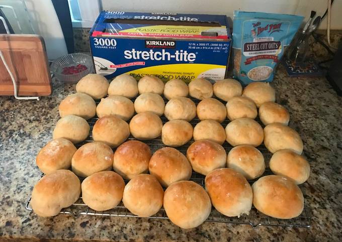 Half an Hour to Producing 5-Star Big Batch Yeast Rolls