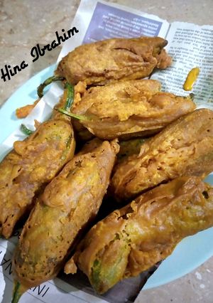 A picture of Cheesy Chilli Pakora.