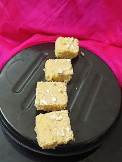 બરફી (barfi in gujarati) રેસીપી મુખ્ય ફોટો