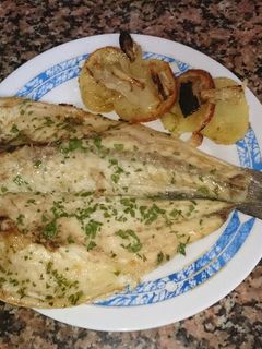 Una foto de Lubina al horno fácil