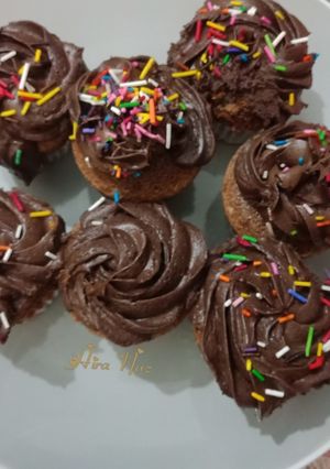 A picture of Chocolate cup cake.