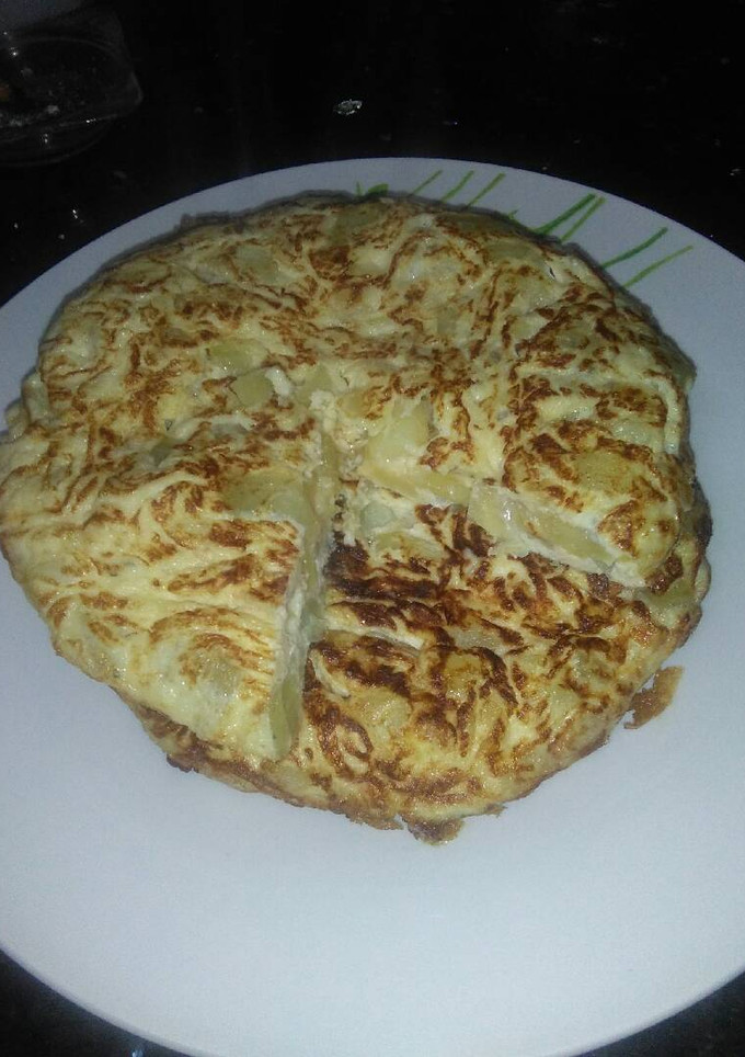 Una foto de Tortilla de patatas con cebolla