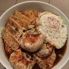 A picture of Can’t go wrong with Ramen.