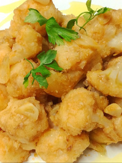Una foto de Coliflor al ajo arriero- receta vegana