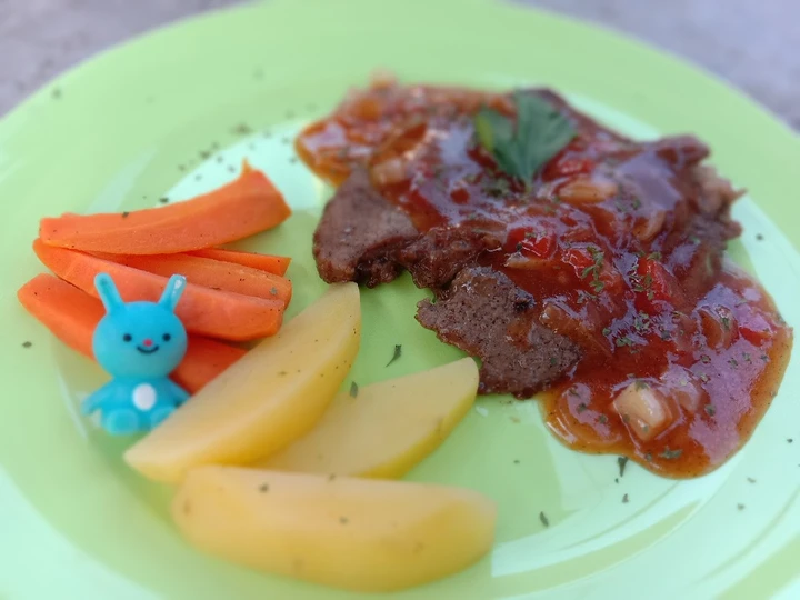 Langkah Gampang Membuat Resep Steak daging sapi yang Menggugah Selera Anti Ribet, Uenak Banget