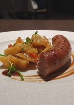 Una foto de Longaniza con Patatas a la Cerveza en Freidora de Aire