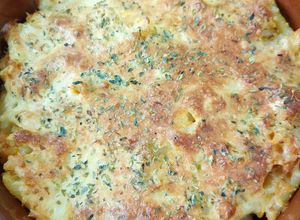 Foto principal de Macarrones con atún y costra de queso y huevo