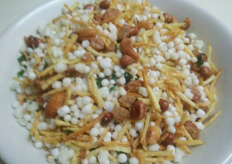 Step-by-Step Guide to Make Award-winning Sabudana mix chivda