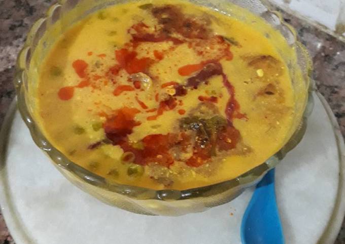 Simple Way to Make Mario Batali Spicy Mutter Pakoda kaddhi