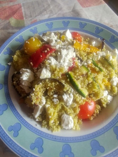 Foto di Cous cous al pesto con quartirolo & verdure