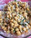 Ensalada tibia de mote de maíz