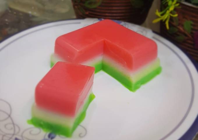 Three color Grass Pudding