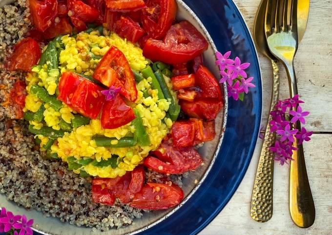 Herbst-Bowl mit gebratenen Tomaten