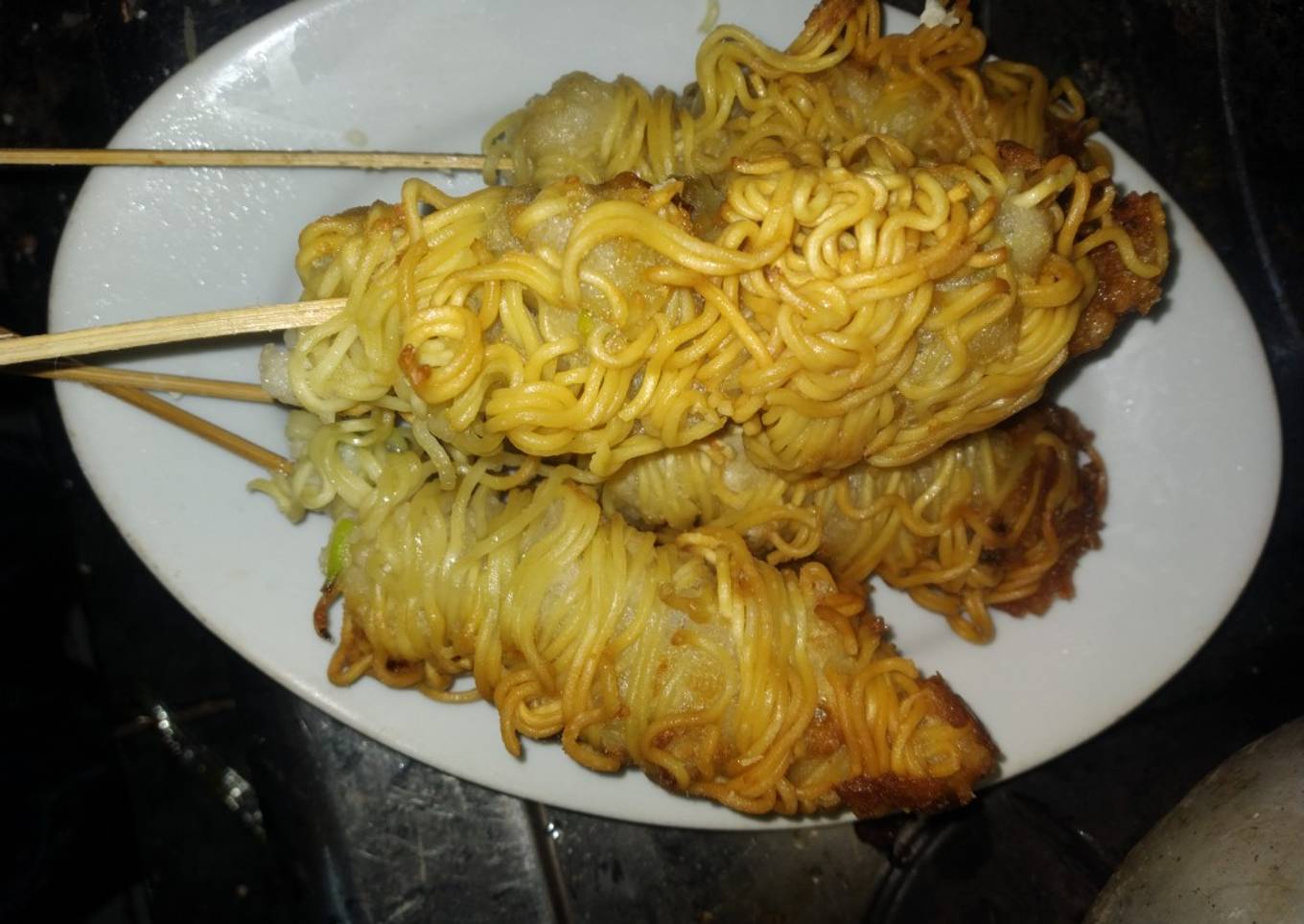 Sosis goreng balur mie