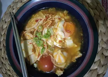 Masakan Populer Mie Ramen kuah Ramyeon Rumahan Gurih Mantul