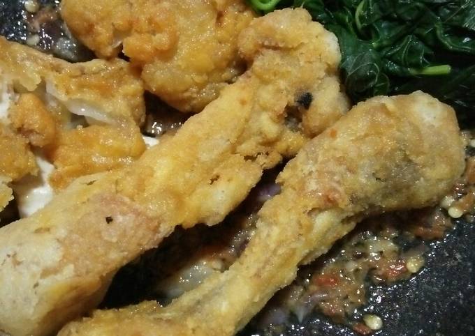 Cara Gampang Membuat Sambel Ayam Geprek DaMuDza, Lezat Sekali