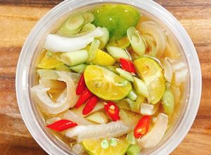 Hình của món Bì heo ngâm sả tắc.