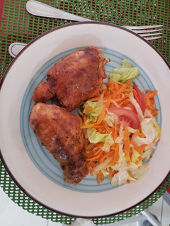Una foto de Trutos de pollo al limón y pimienta