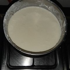 A picture of Thick curd.