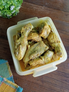 Foto resep Ayam Ungkep Bumbu Kuning