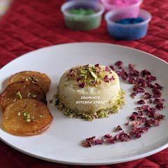 A picture of Phirni Cake.