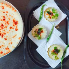 A picture of Rava vati dhokla.