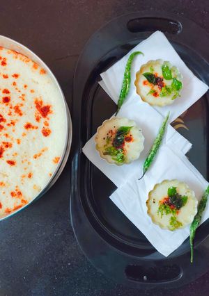 A picture of Rava vati dhokla.