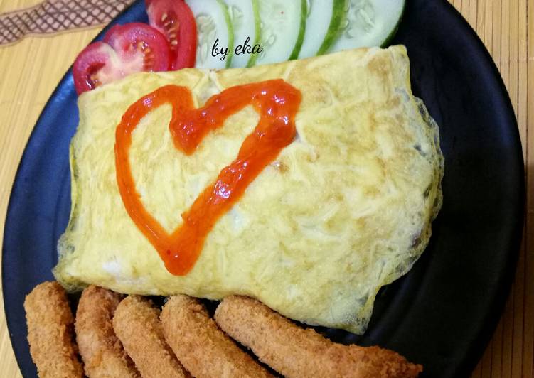 Resep Omurice~ (Omellete Fried Rice) with Chicken Stick 🍚🍗🍳, Sempurna