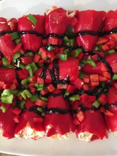 Una foto de Pimientos rellenos fríos