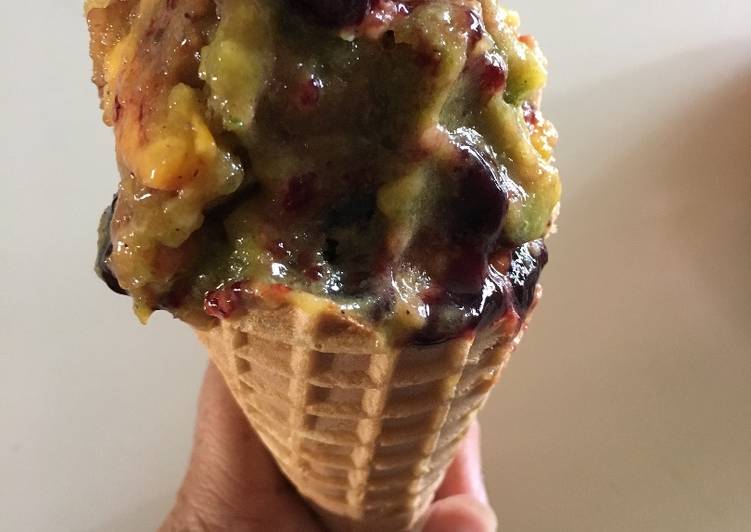 Gelato de Pasto de Trigo y Frutas Variadas