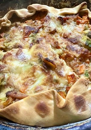 Una foto de Tarta de pollo y verduras