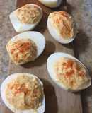 Huevos rellenos con pimentón