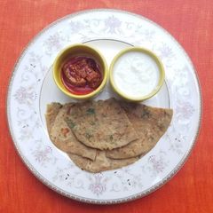A picture of Gobhi paratha.