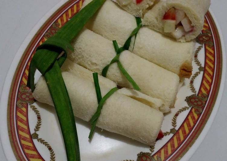 Resep masakan ROTI TAWAR SALAD BUAH | Cara Membuat ROTI TAWAR SALAD BUAH Yang Enak Dan Mudah