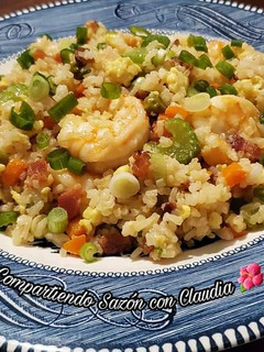 Una foto de Arroz frito🌺