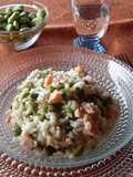 Risotto con fave fresche e salmone affumicato