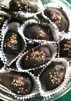 Foto resep Coklat Kurma isi Kacang