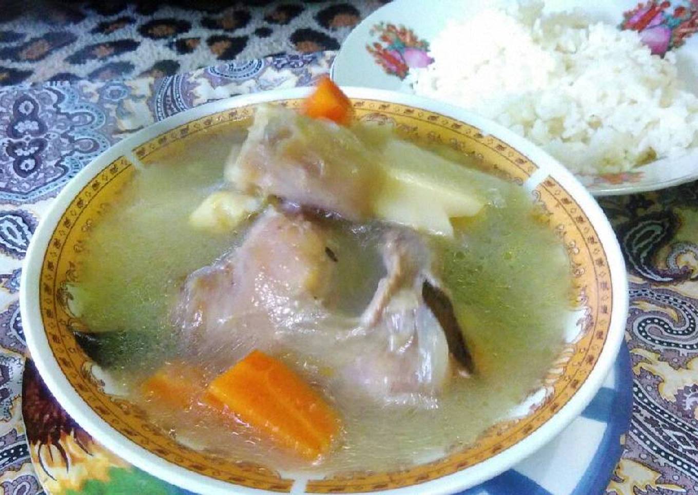 Sop sayur kaki kambing