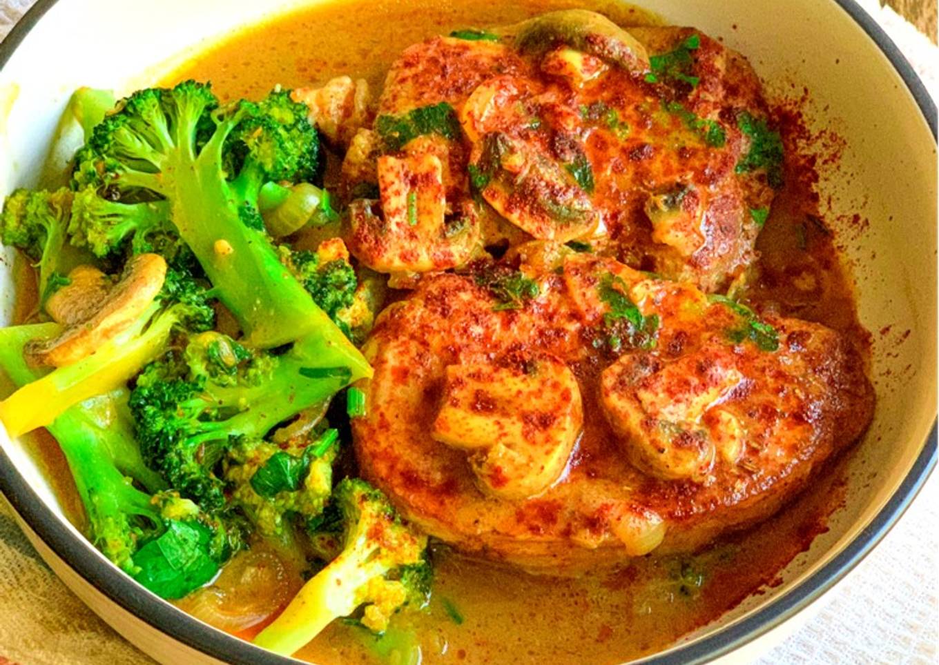 Pork Chops Mushroom Sauce