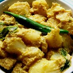 Spicy Potato with Khus Khus/Poppy seeds Or Alu Posto A picture of Spicy Potato with Khus Khus/Poppy seeds Or Alu Posto.