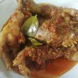 Ceker ayam mercon