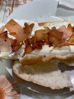 Una foto de Bocadillo guanciale
