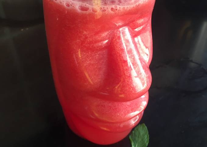 Watermelon strawberry juice