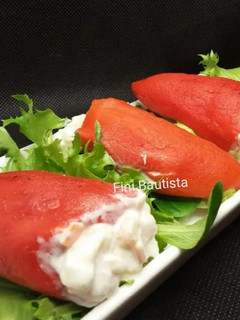 Una foto de Pimientos de piquillo rellenos fríos