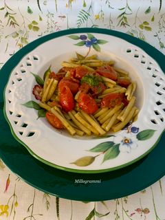 Foto di Casarecce pomodorini e pesto