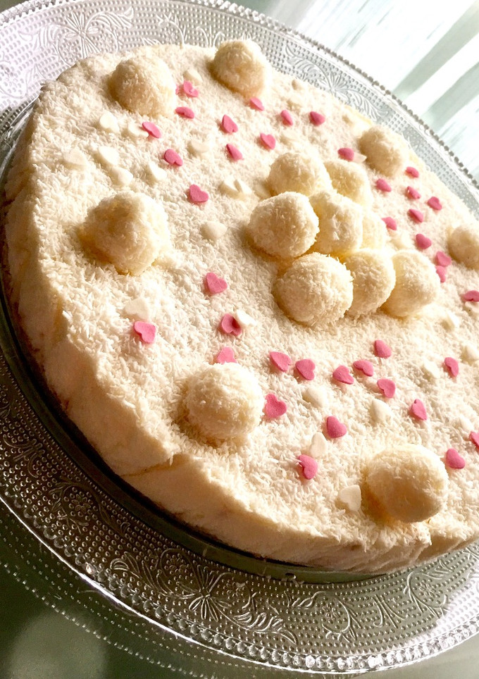 Una foto de Tarta fría de coco 🍰