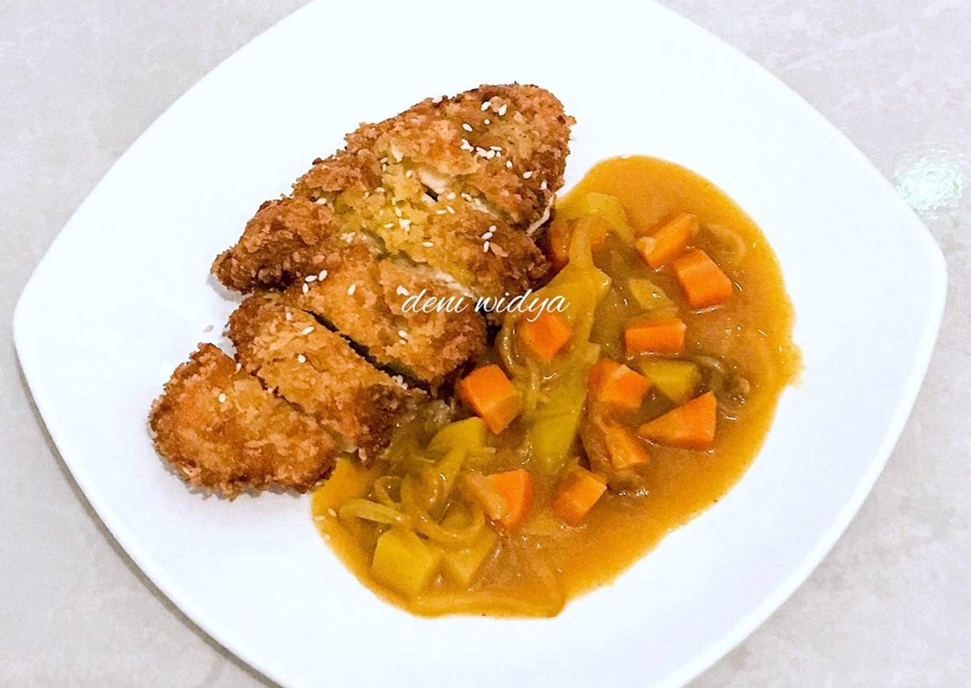 Ayam Katsu Kari Jepang (Chicken Katsu Curry)
