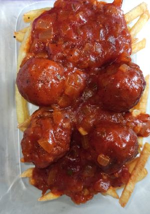 Una foto de Albóndigas en salsa de tomate 🤤
