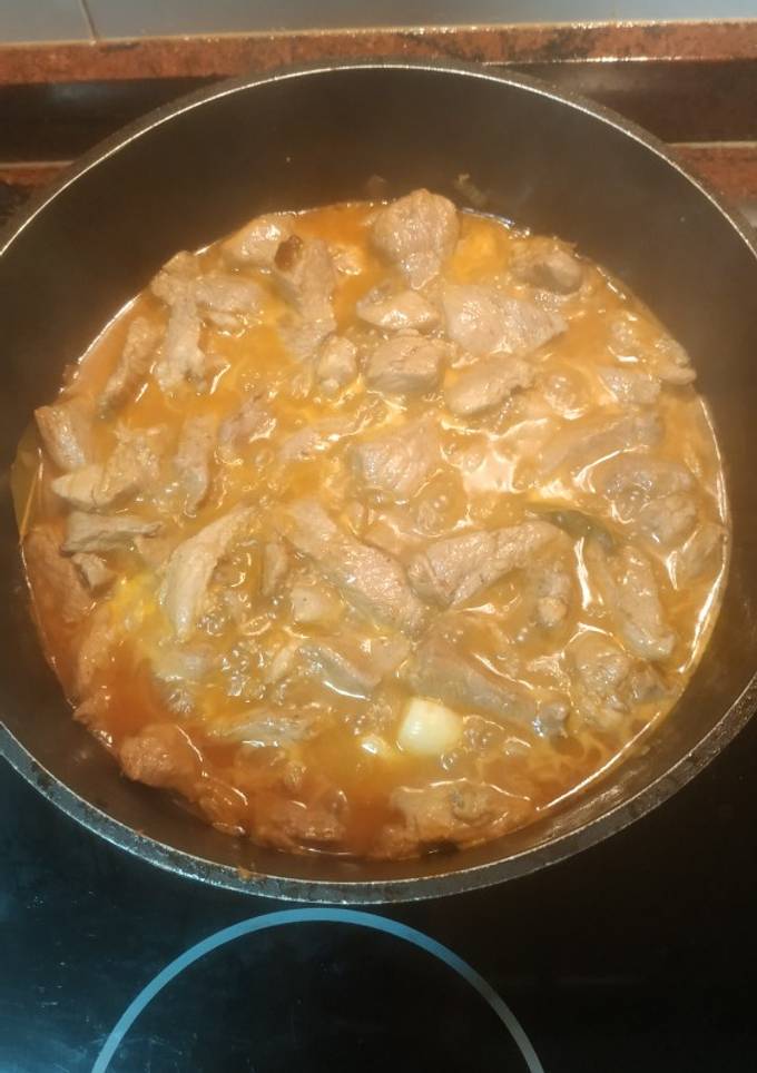 Тушёная свиная шея