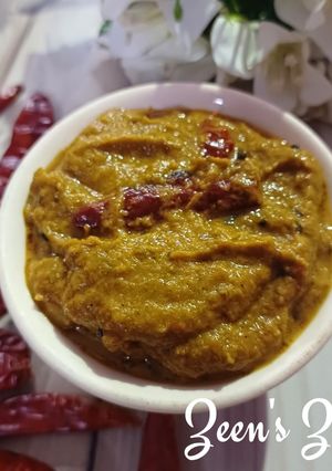 A picture of Onion Flower Stalk and Spring Onion Greens Chutney/Dip.